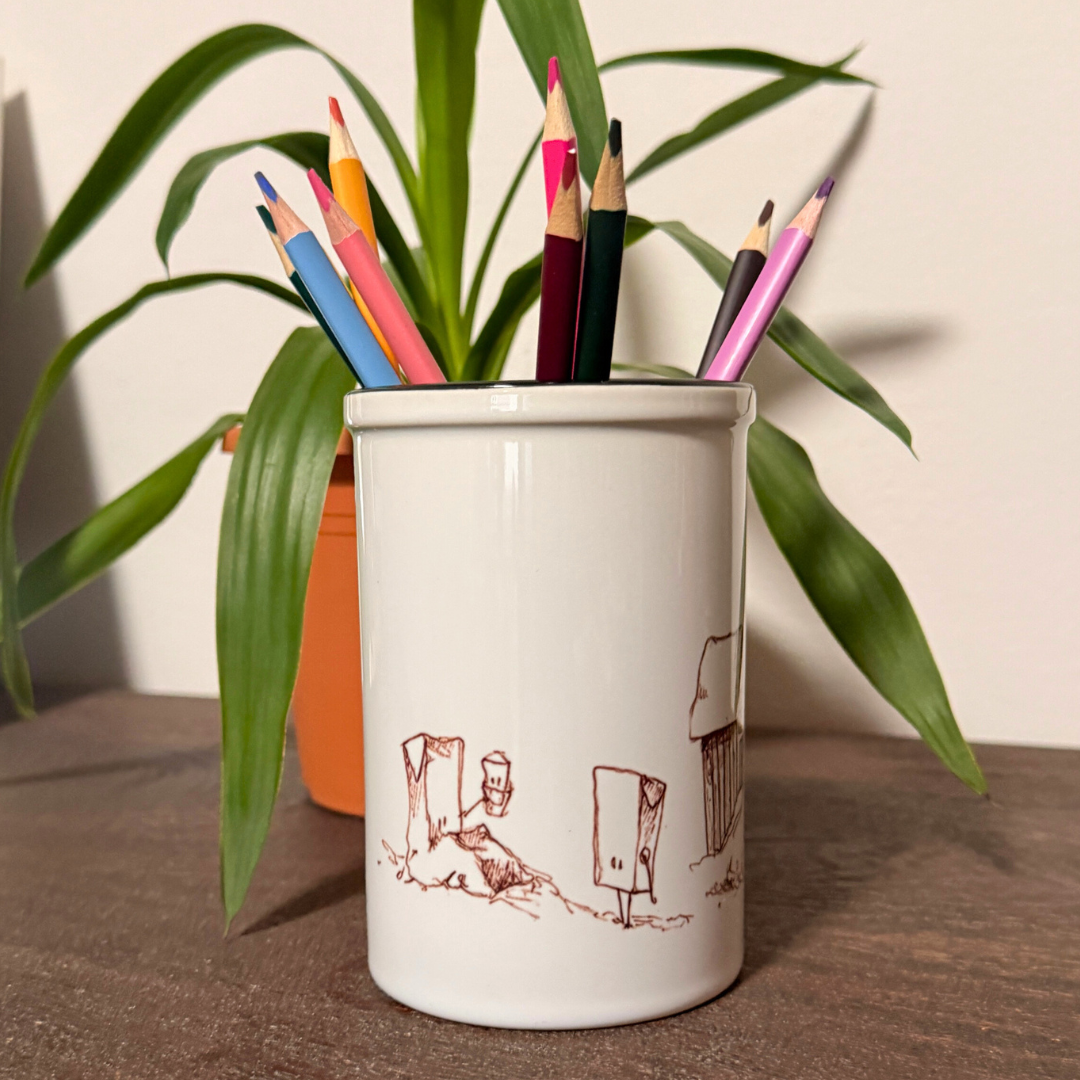 Taza de cerámica Space Wave Volane con cepillo, carcaj de 420 ml fabricada por Buttwich