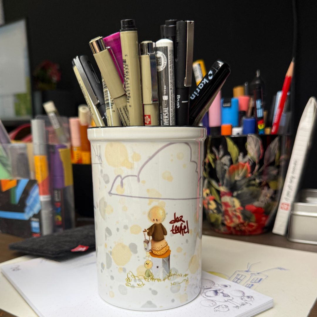 Taza de cerámica Space Wave Volane con cepillo, carcaj de 420 ml fabricada por Buttwich