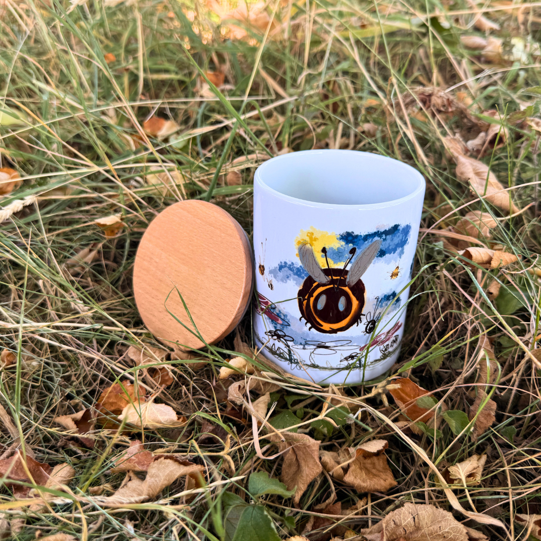 Taza de cerámica Space Wave Volane con cepillo, carcaj de 420 ml fabricada por Buttwich