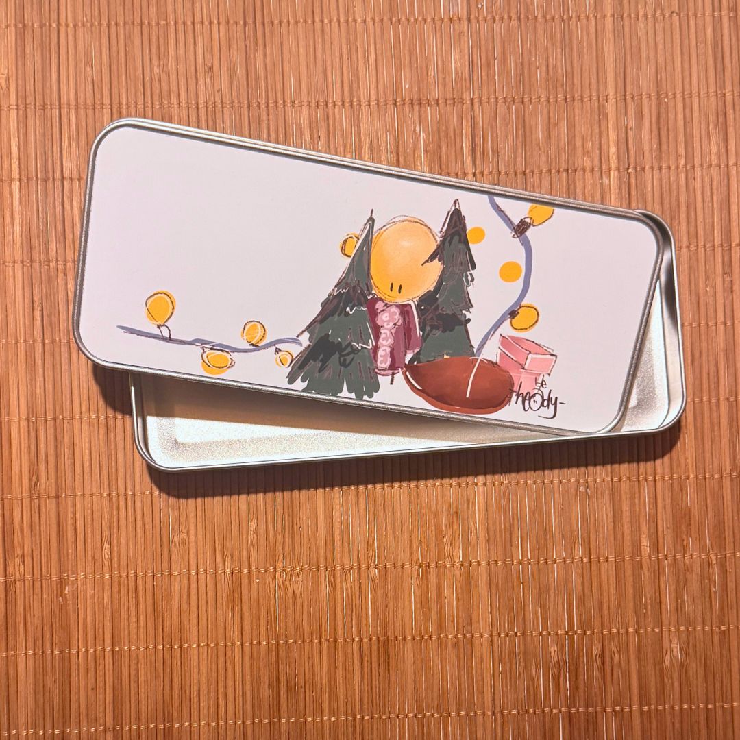 Casting Couch Volane Pen Box Lata de regalo hecha por Buttwich